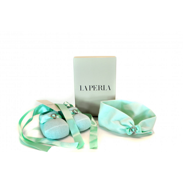 Set with menthol bows