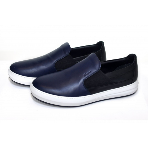 Combined slip-on sneakers with white sole