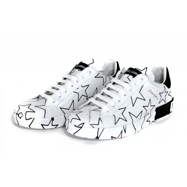 White sneakers with stars