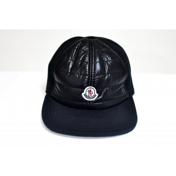Cap with logo and quilted inserts