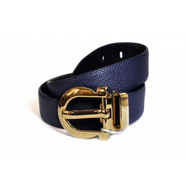 Blue belt with classic buckle