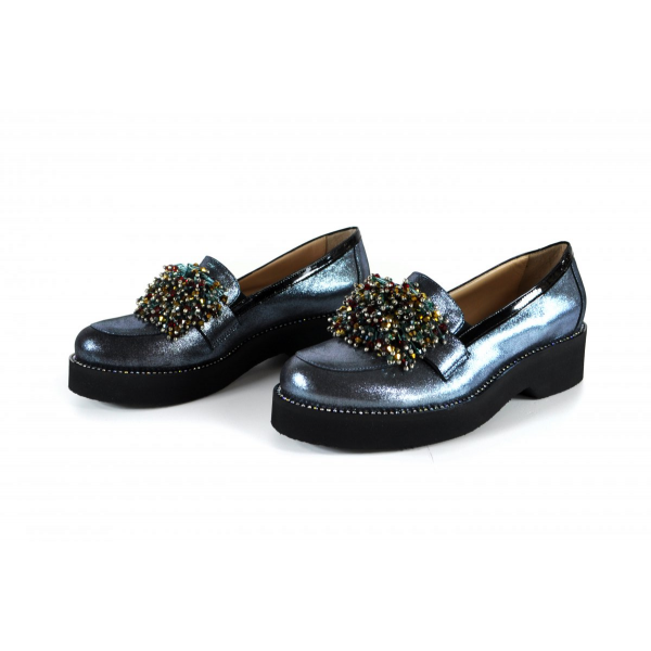 Loafers with rhinestones