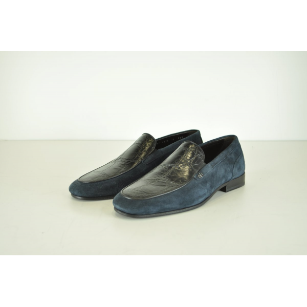 Blue suede loafers with leather details