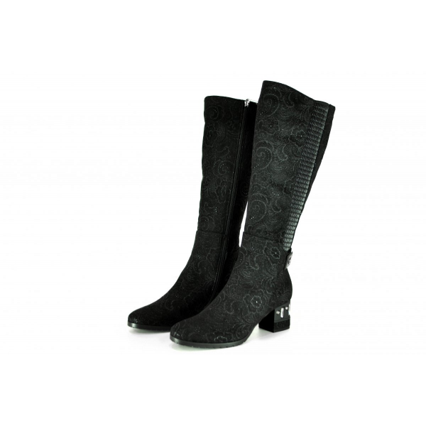 Black heeled boots with stones