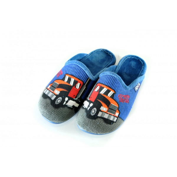 Slippers with car print