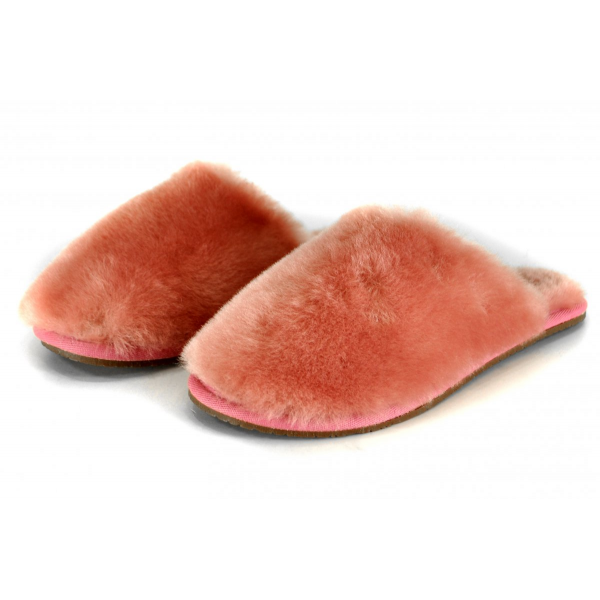 Fur slippers pink